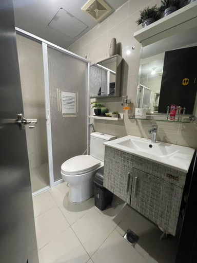Bathroom 3, Rasha Luxury Condominium, Quezon City