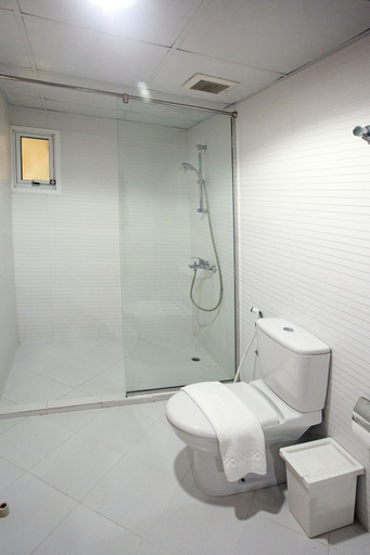 Bathroom 4, Muscat Hills Hotel, Seeb
