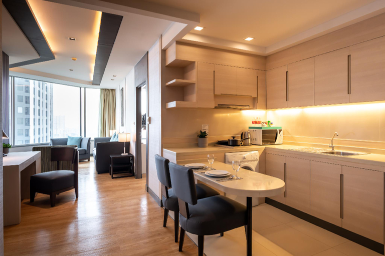 Dining Room 16