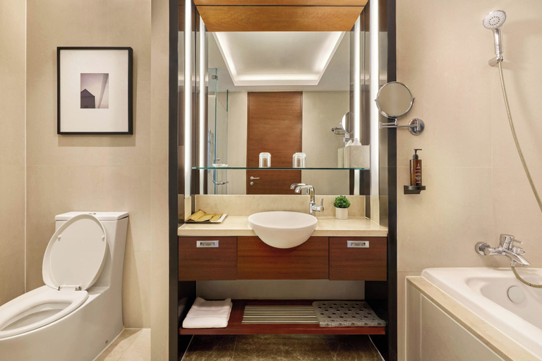 Bathroom 11
