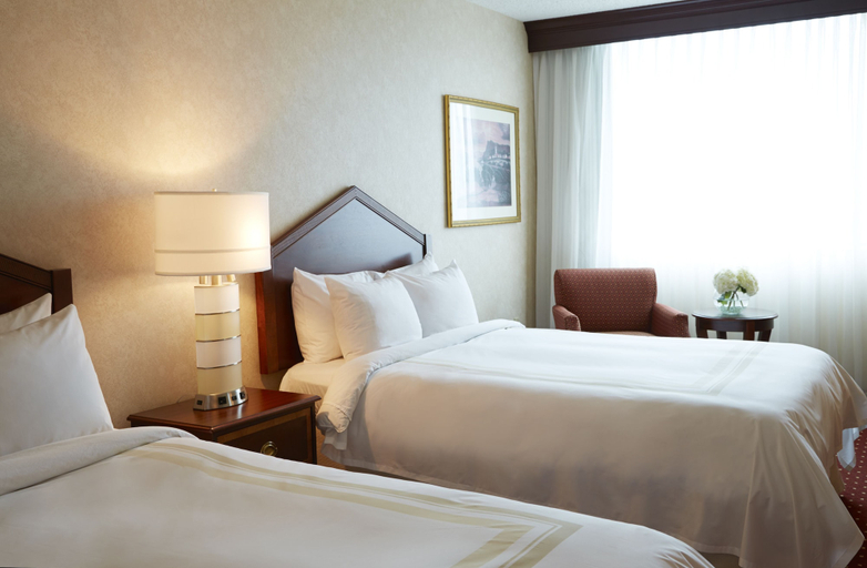 Bedroom 3, Columbus Airport Marriott, Franklin
