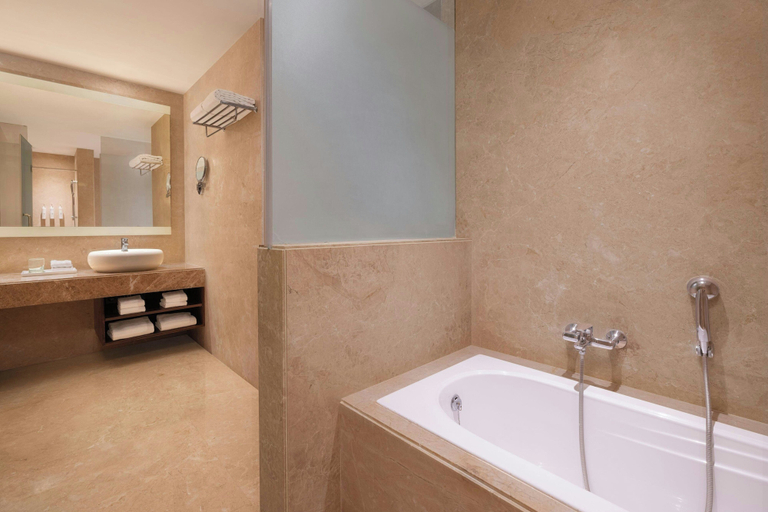 Bathroom 4, Renaissance Ahmedabad SG Highway, Ahmadabad