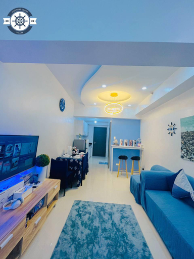 Others 5, With PS4 + Fast Wi-Fi | Cozy Comfy Condo w/Balcony, Manila City