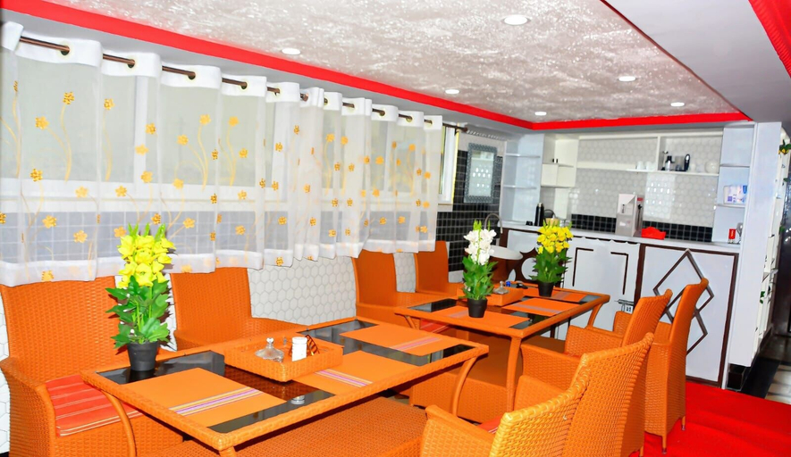 Food & Drinks 3, Texas Deluxe B&B, Kajiado Central
