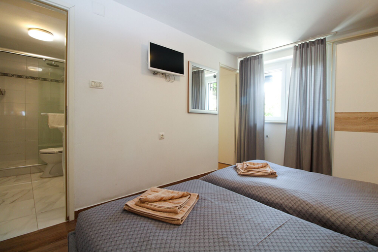 Bedroom 2, Apartment 1278, Pula