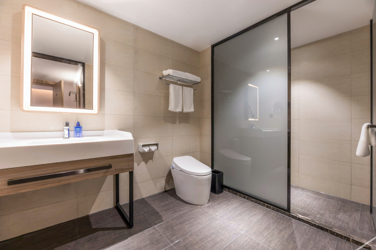 Bathroom 3, Hanting Hotel Liyang Tianmu Lake Wuyue Plaza, Changzhou