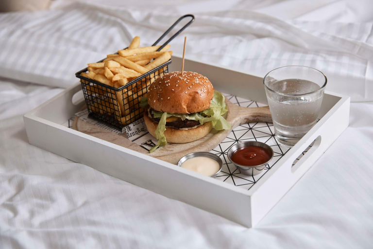 Food & Drinks 7
