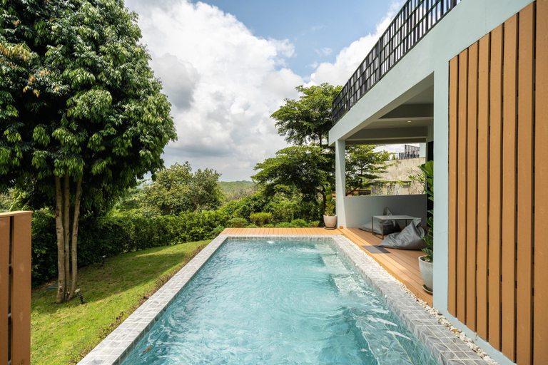 Swimming Pool 15
