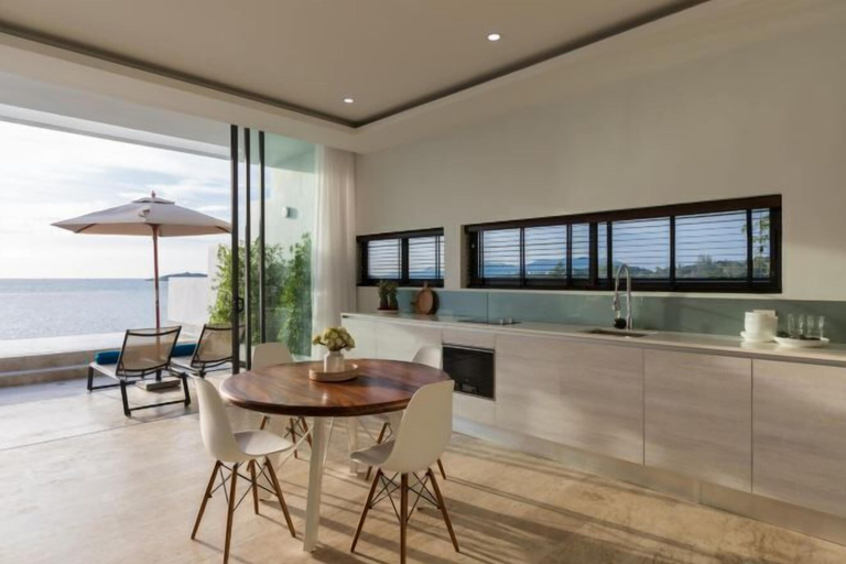 Dining Room 8