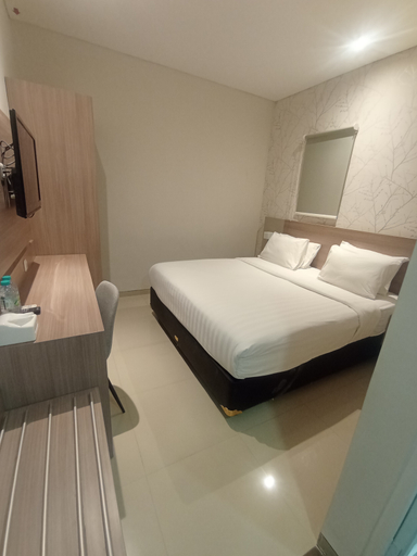 New Cempaka Hill Hotel Room Type - Superior Plus King Room Only