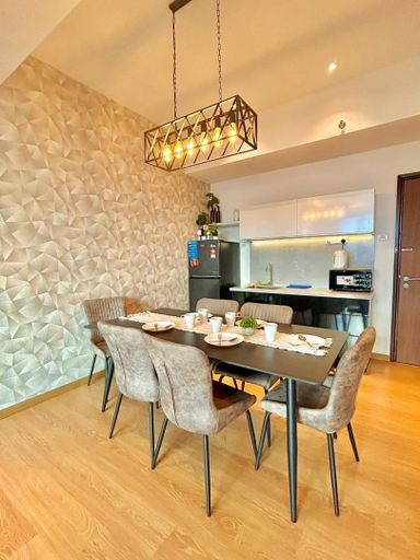Dining Room 13