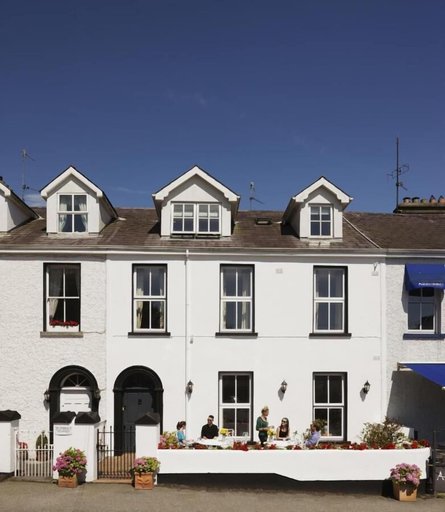 Exterior & Views 2, The Townhouse Strand