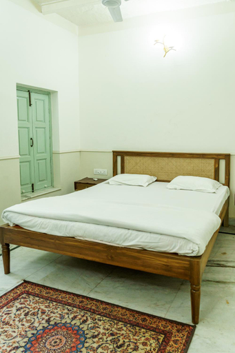 Bedroom 2, Shree Krishna Bhakti Ashram, Mathura