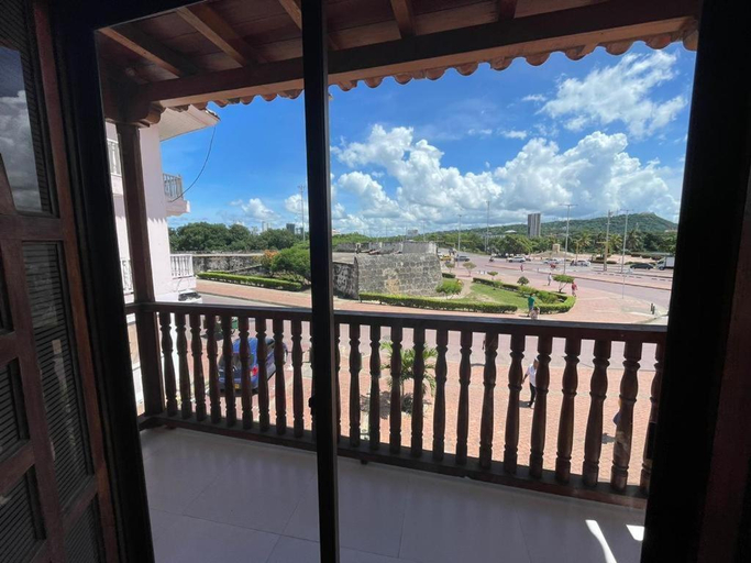 Others 2, 7 Bedroom styled house in the walled city, Cartagena de Indias