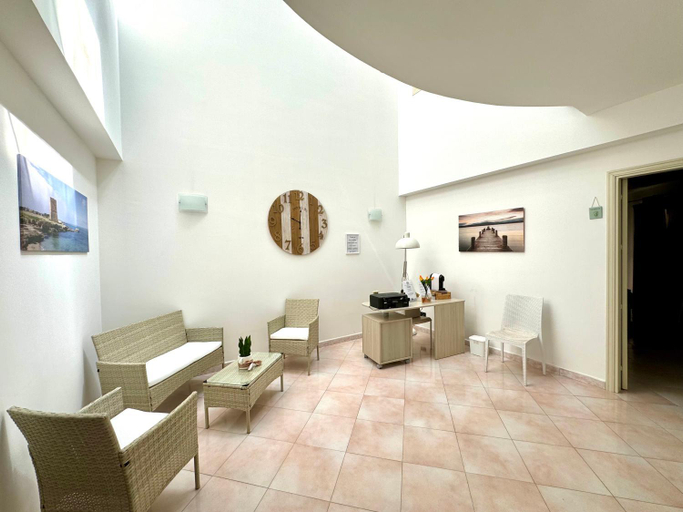 Public Area, B&B Blue, Palermo