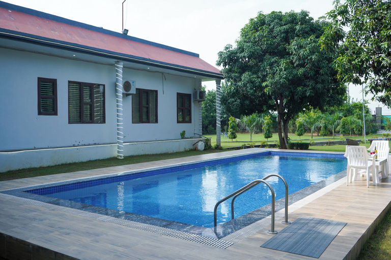 Sport & Beauty 5, Alaya Stays 5 BHK Pet friendly with pvt pool - Ashirwad Farms, Mewat