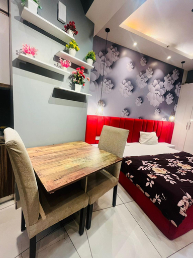 Others 4, cozy chambers, Gautam Buddha Nagar
