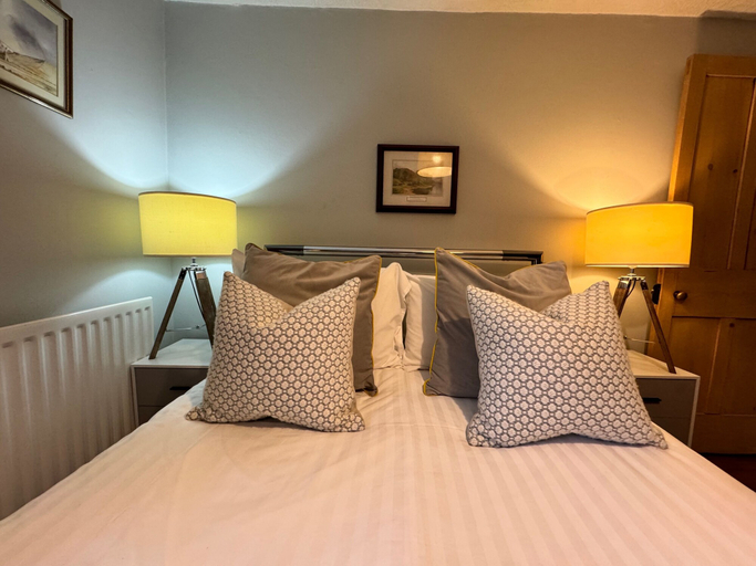 Room 2, The Cottage, 3 Bedroom, Pets Welcome, Cumbria