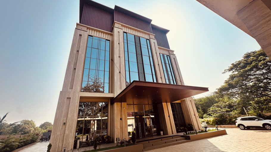 Exterior & Views, Pride Elite Daman, Daman