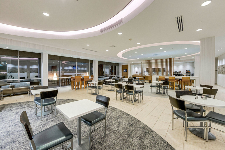 Food & Drinks 5, SpringHill Suites Houston The Woodlands, Montgomery