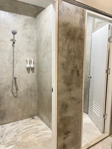Bathroom 4