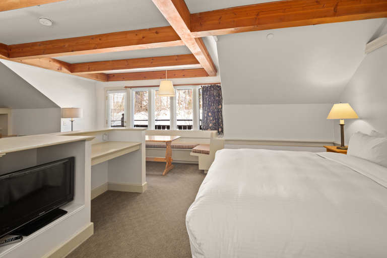 Bedroom 26