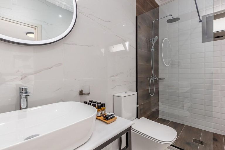 Bathroom 5, Comissa Luxury Suites, Junior 1, Ionian Islands