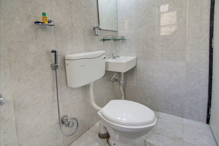 Bathroom 4, FabHotel Marvel Bliss - Nr. Symbiosis Centre, Pune