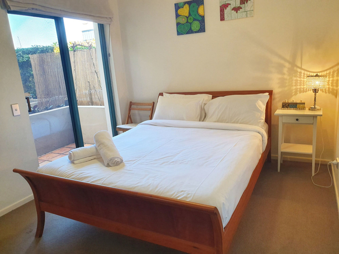 Bedroom 3, 2BR Beautiful River Retreat Pool Wine Gym Netflix, Brisbane