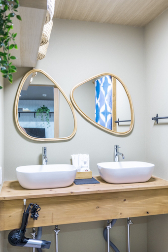 Bathroom 4, miyu hanka, Osaka