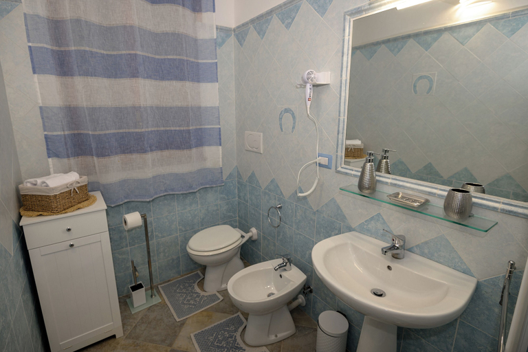 Bathroom 3, YourHome - Aury House, Napoli