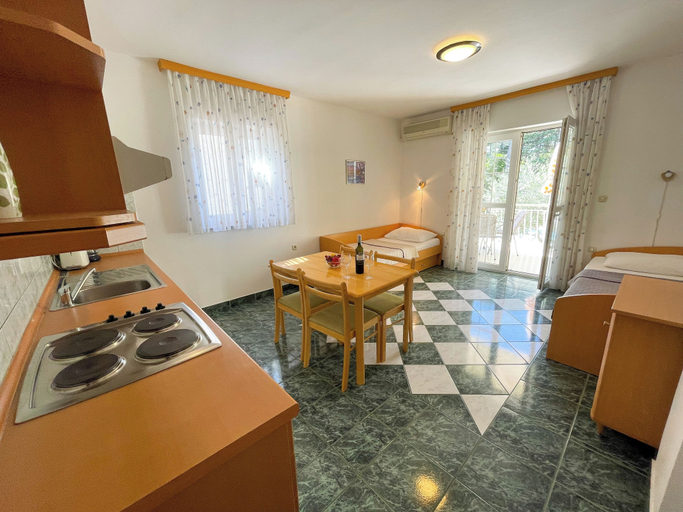 Others 3, Apartman Ljiljana 1, Crikvenica