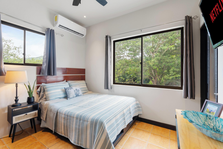 Bedroom 3, Suite 4 - Sloth Pool&Beach 3 BR Condo, Santa Cruz