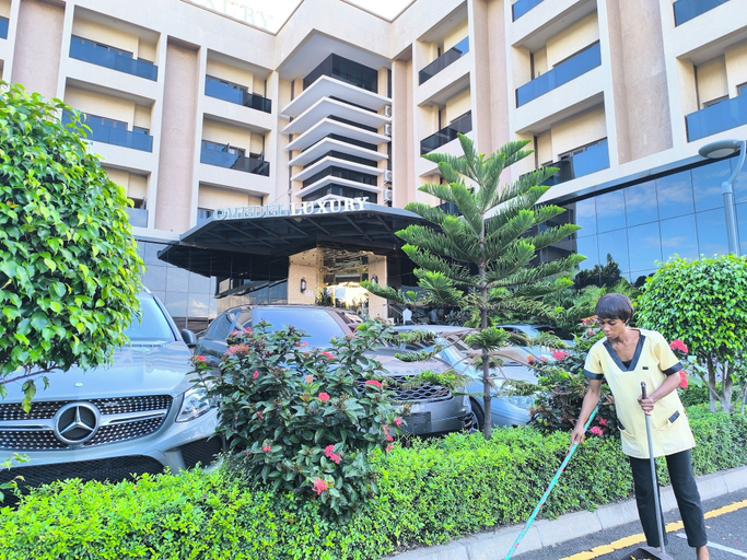 Exterior & Views, OMEDEL LUXURY, Enugu North