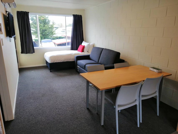 Bedroom 2, Stanley Apartments, Hamilton