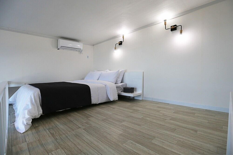 Bedroom 2, Gangnung SS Pension, Gangneung