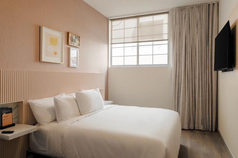 Bedroom 3, FOUND Hotels, Miami Beach, Series by Marriott, Miami-Dade