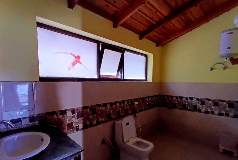 Bathroom 4, Way Wood Wind Lodge, Nainital