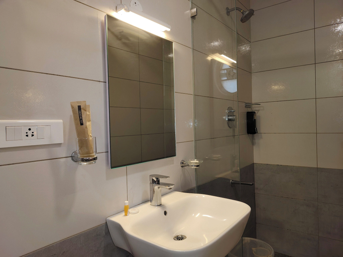 Bathroom 2