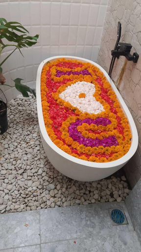 Bathroom 5, Della MIA, Badung