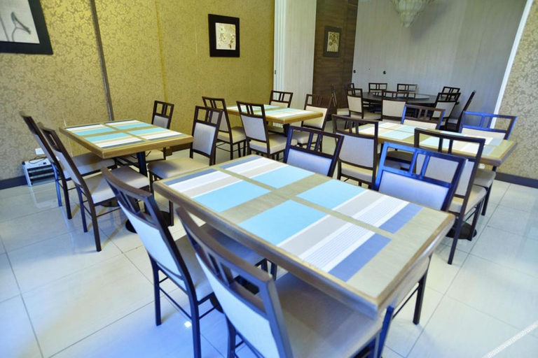 Food & Drinks, Hotel Formosa Daet, Daet