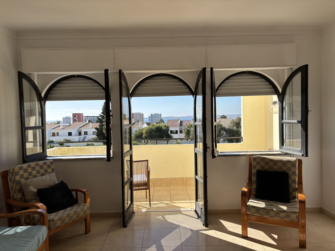 Room 4, Pool Beach Two Balconies Alvor Holiday Club, Portimão