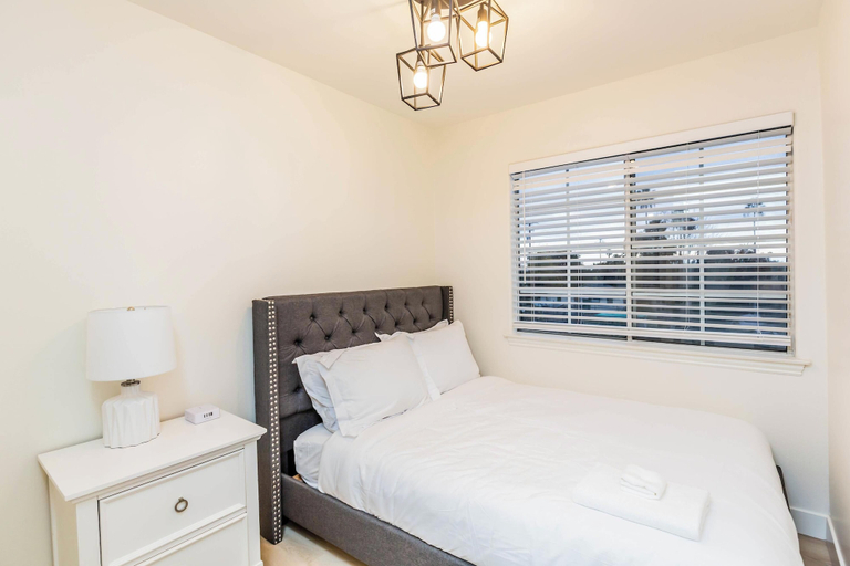 Bedroom 3, Not Affected by the Fire/elegant Pasadena Retreat Prime Comfort Awaits, Los Angeles