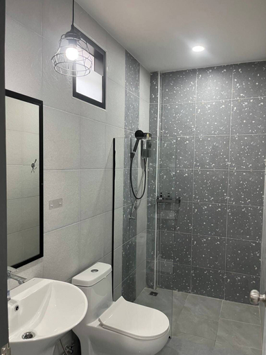 Bathroom 4, Hillside Premium Hotel, Muang Surat Thani