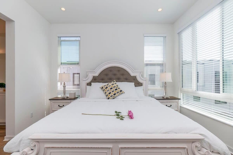 Bedroom 2, Master Bedroom With King Bed Central Location, Orange