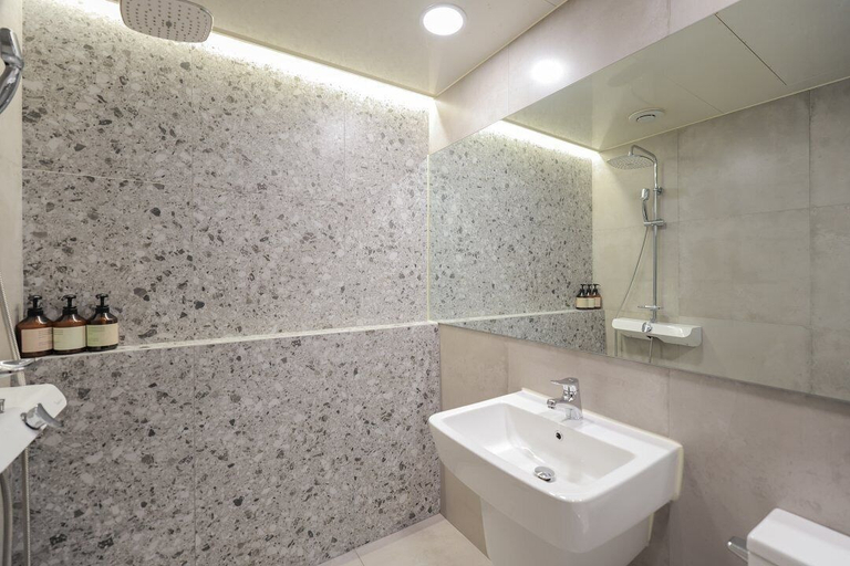 Bathroom 3, Anook hotel Osan Branch, Pyeongtaek