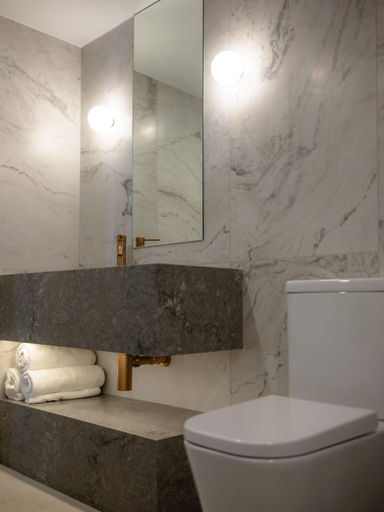Bathroom 4, Salamanca Suites, Hobart