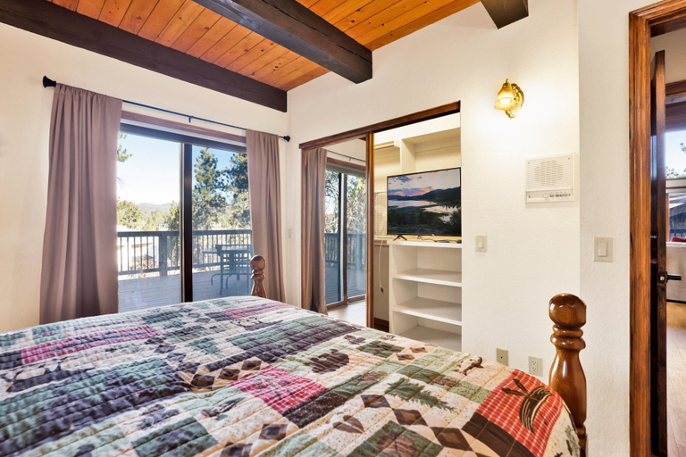 Bedroom 3, The Birdhouse #2529, San Bernardino