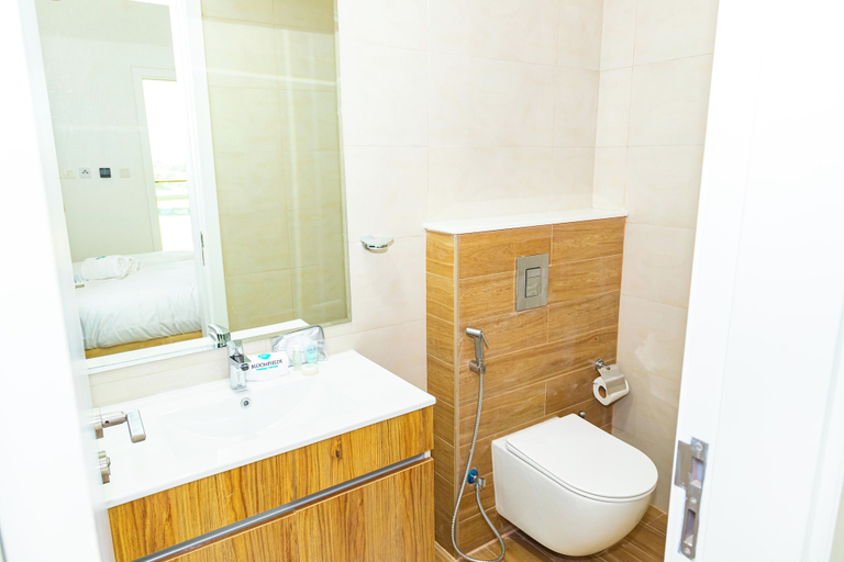 Bathroom 2, Bloomfields Spacious 2BR Duplex in Oasis, Abu Dhabi City
