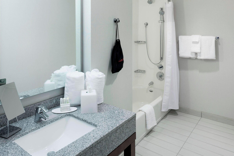 Bathroom 12